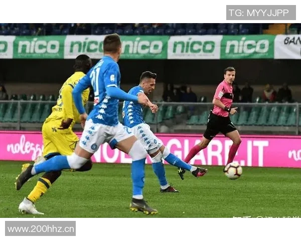 曼城与摩纳哥争夺法乙特鲁瓦18岁前锋德托贝特的转会机会